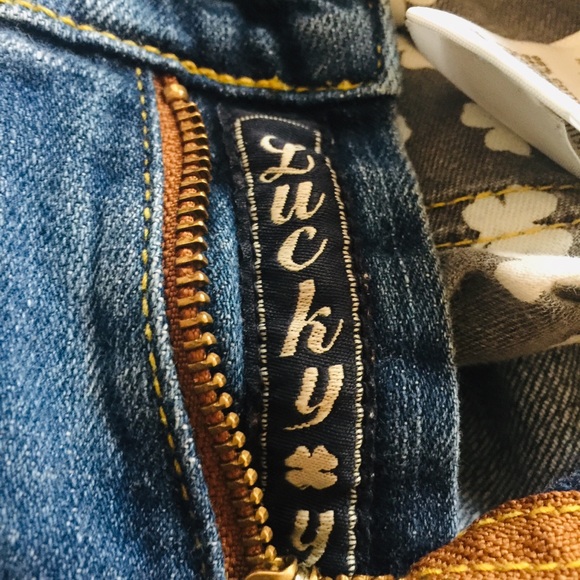 Lucky Brand high rise Jeans by Gene Montesano - Picture 4 of 8